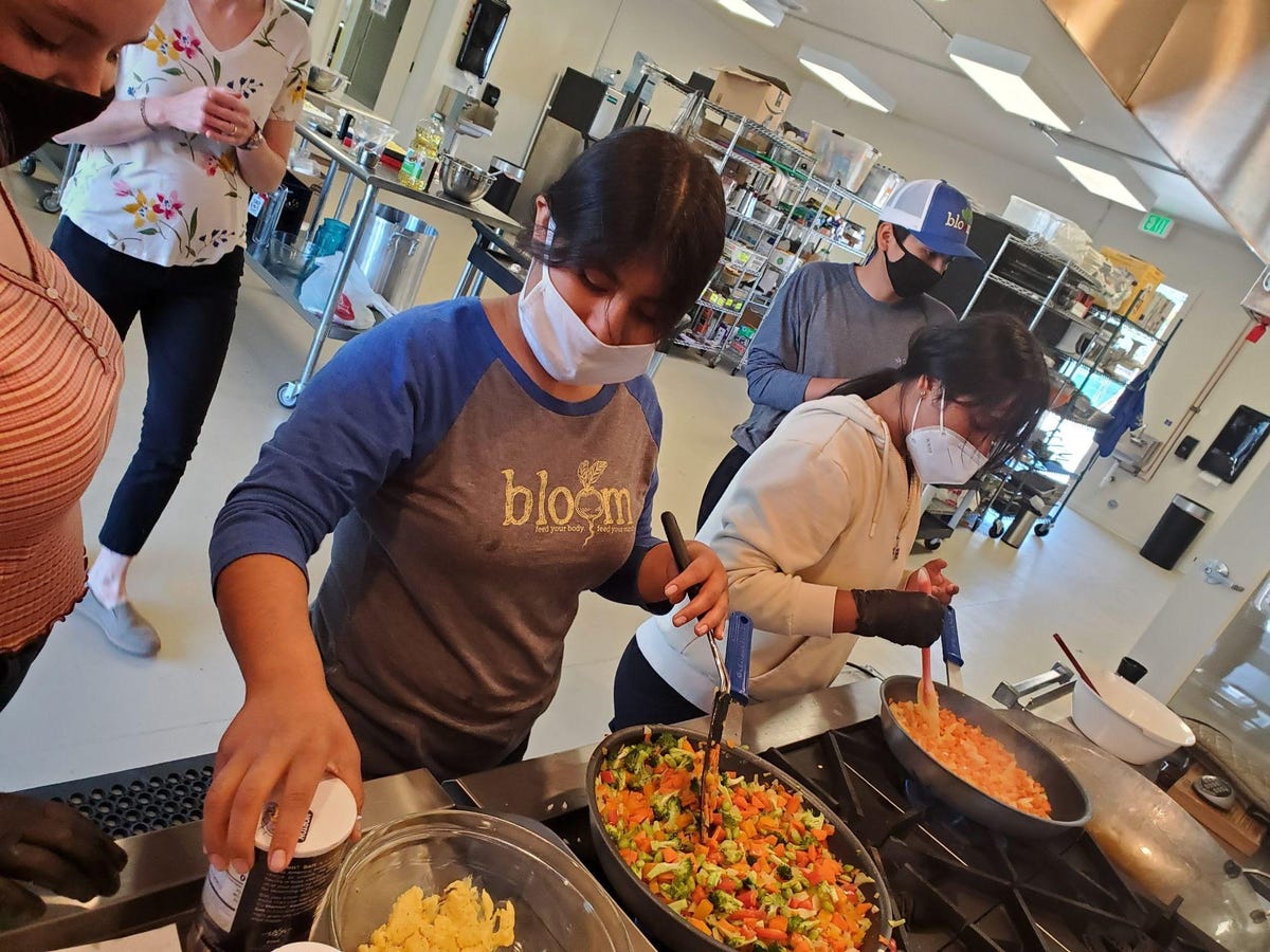 A Community That Cooks Together Stays Together