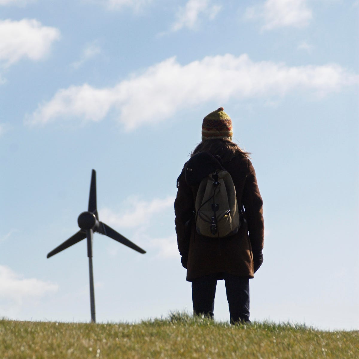 Help Wanted – Women In Renewable Energy. Saves The Planet And The Economy, Study Found