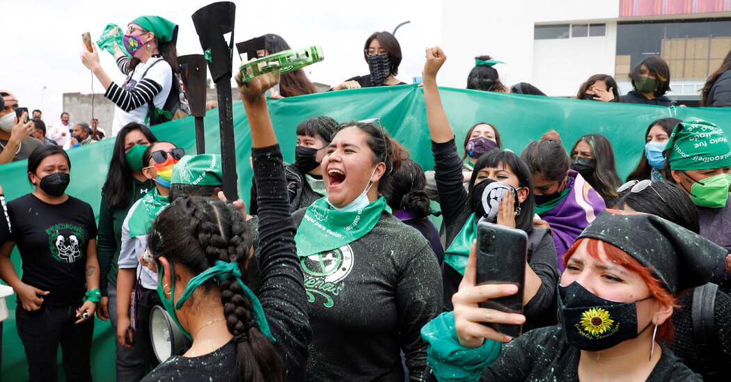 Mexico’s Supreme Court Votes to Decriminalize Abortion