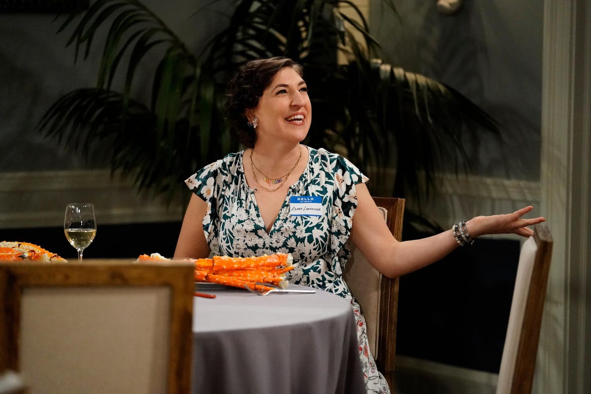 New ‘Jeopardy’ Host Mayim Bialik: ‘No One Can Be Alex Trebek’