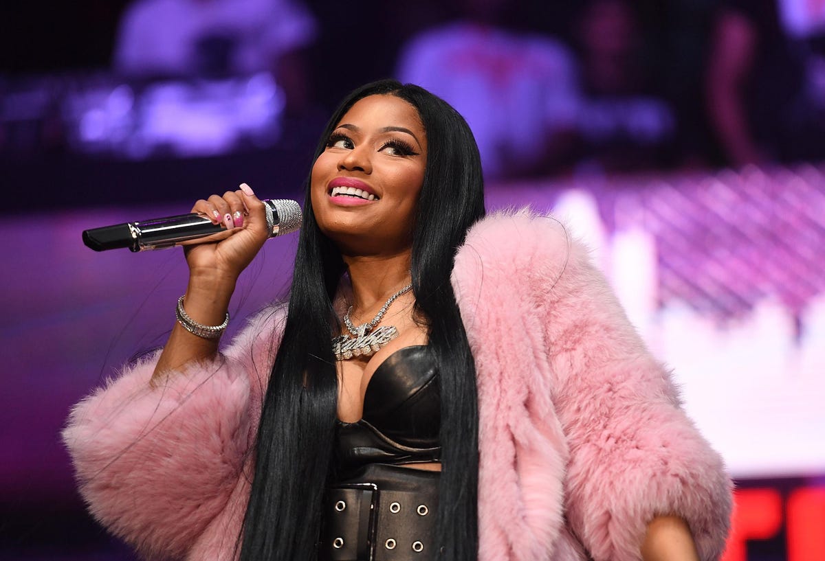 Nicki Minaj’s Insane Vaccine Anecdote Goes Viral On Twitter, And Beyond