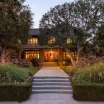 Landmark Home In Santa Monica Exemplifies The Craftsman Style