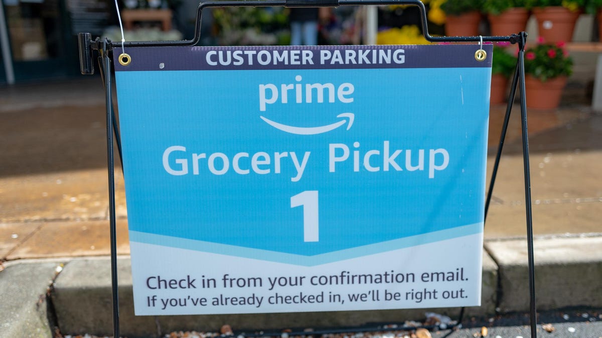 Walmart Pushes Grocery Delivery On Back Of Amazon’s Price Increase