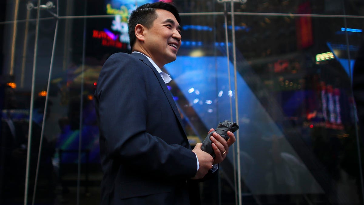 Zoom CEO Eric Yuan’s Net Worth Tumbles As Company’s Shares Hit 17-Month Low