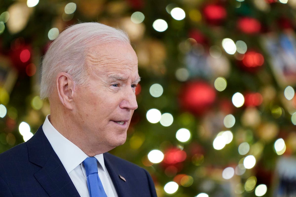 Biden Freezes Student Loan Payments Again – What Should You Do?