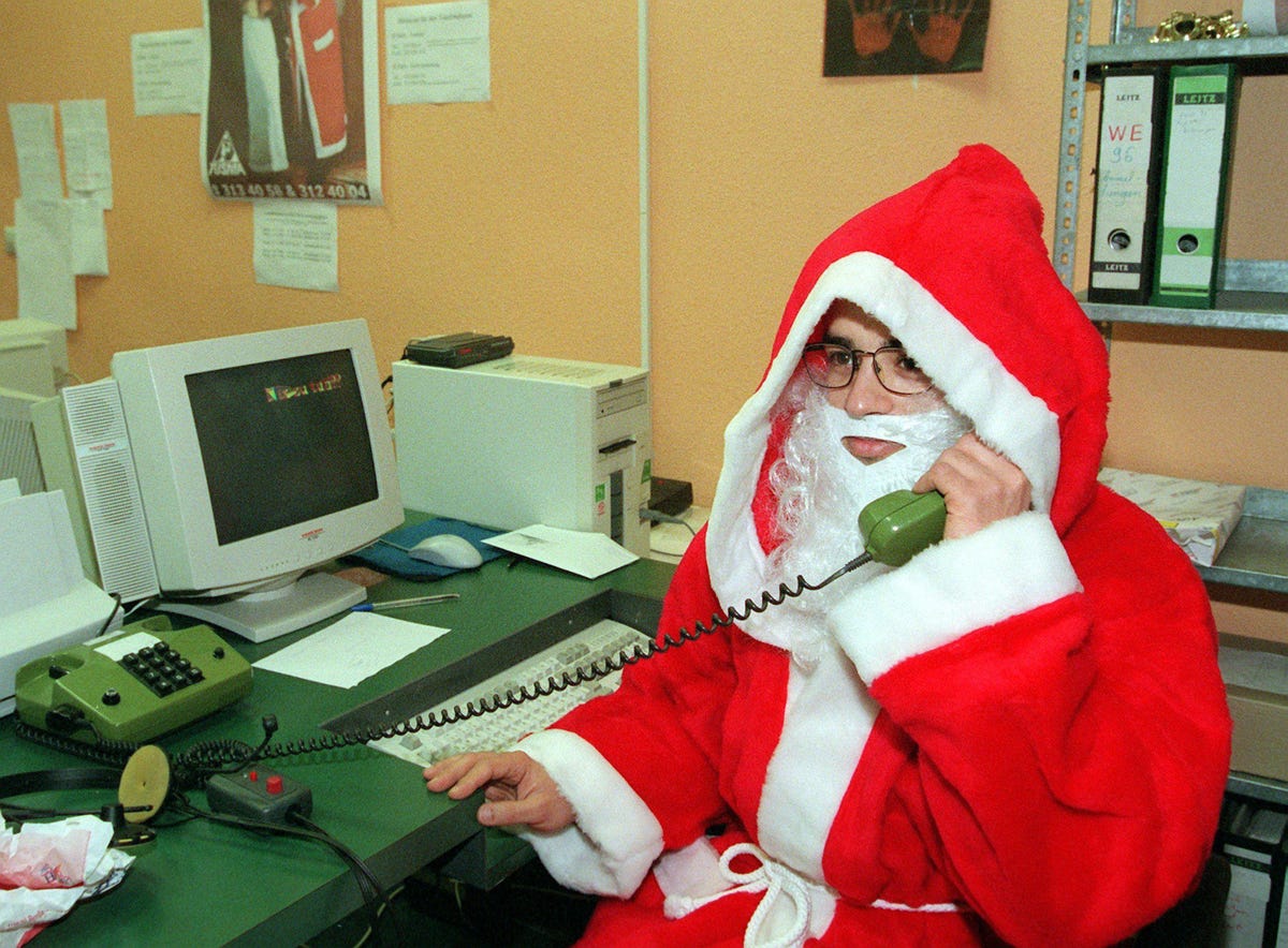 Christmas party at work, online or in-person: A must for corporate morale and culture?