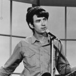 Michael Nesmith, the ‘Quiet Monkee,’ Is Dead at 78