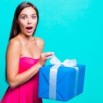 Startups YouGiver And Prsnt Unwrap Shiny New Social Gifting Concepts