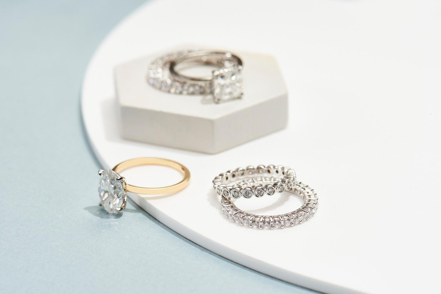 The Clear Cut Hooks Up Couples To Bespoke Engagement Rings