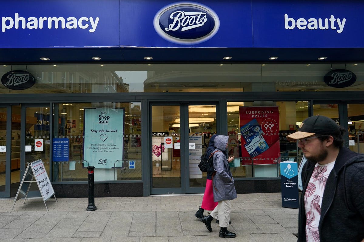 Walgreens May Sell Boots U.K. Pharmacies To Private Equity