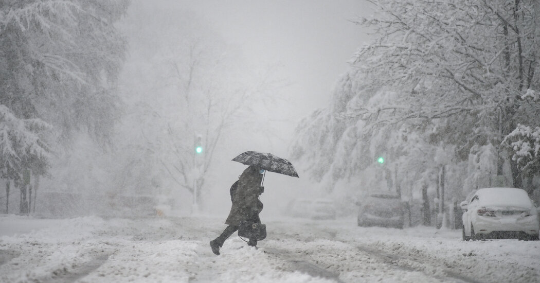 Winter Storm Threatens Disruption From the South to the Northeast