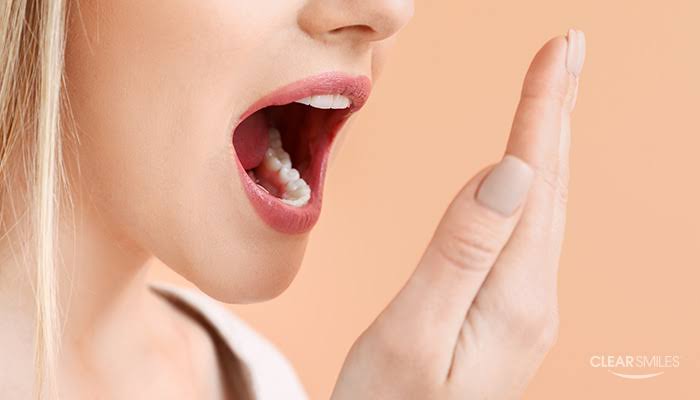 How to fight off bad breath and halitosis