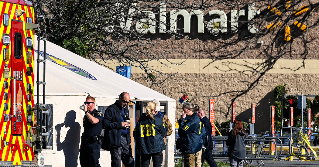 The Walmart Gunman, a Longtime Manager, Unnerved Some Co-workers