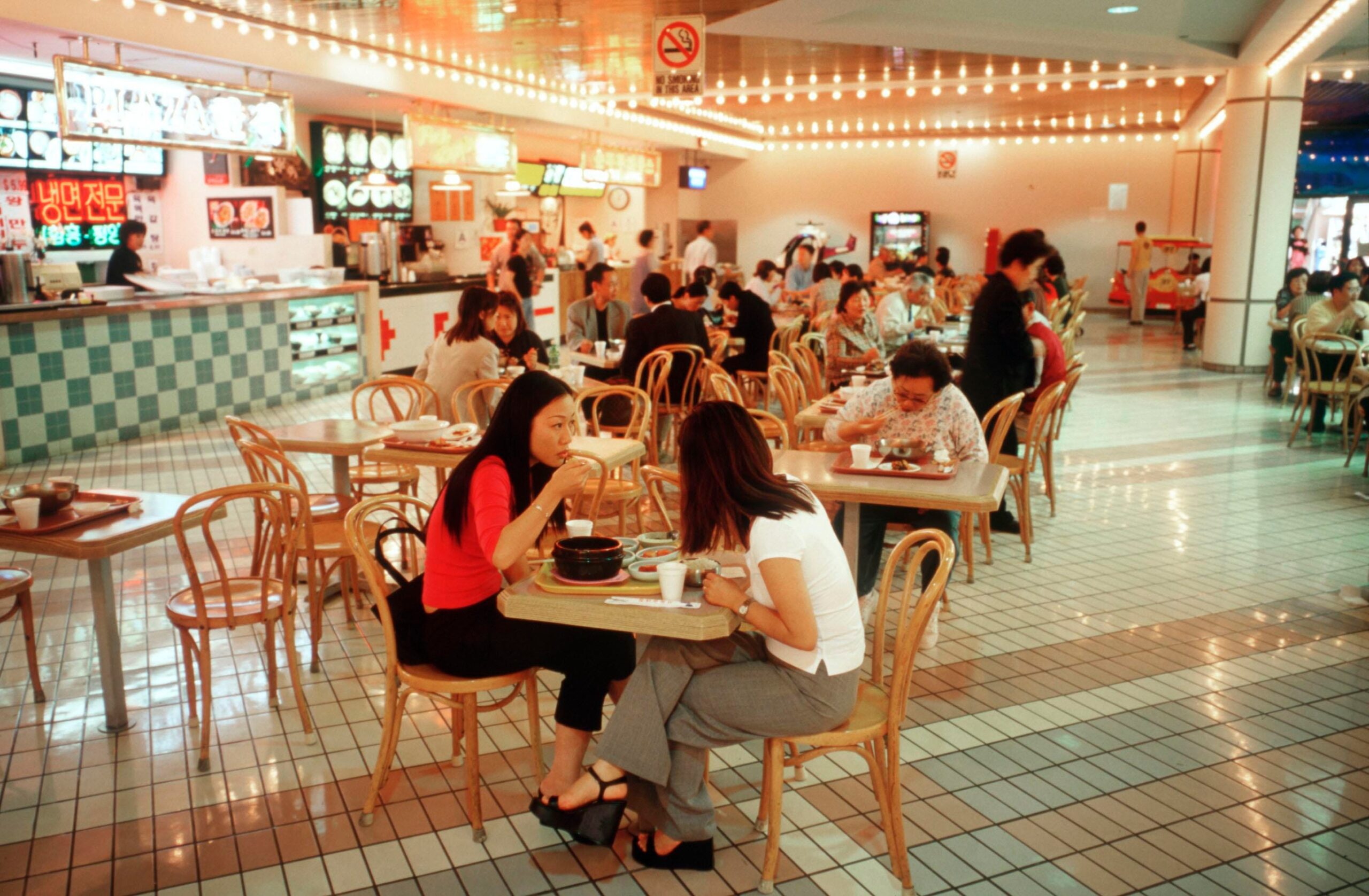 Mall Food Courts Are Dying